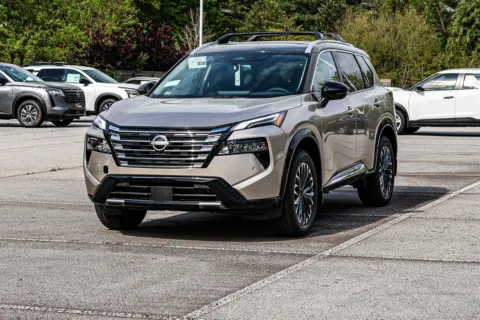 Another view of 2026 Nissan Rogue Platinum w/ Lifetime Powertrain Warranty for sale in Newnan, GA at ALM Nissan Newnan