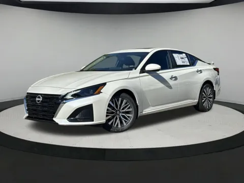 White 2025 Nissan Altima 2.5 SV w/ Lifetime Powertrain Warranty for sale in Newnan, GA