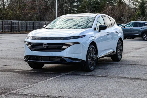 Another view of 2026 Nissan Murano Platinum w/ Lifetime Powertrain Warranty for sale in Newnan, GA at ALM Nissan Newnan