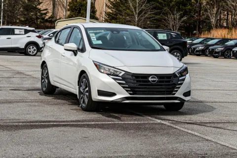 More photos of 2025 Nissan Versa 1.6 SV w/ Lifetime Powertrain Warranty at ALM Nissan Newnan, GA