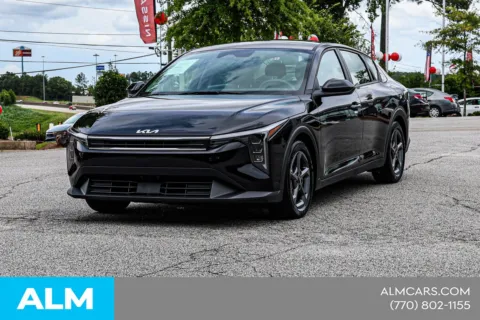 More photos of 2025 Kia K4 LXS at ALM Nissan Newnan, GA