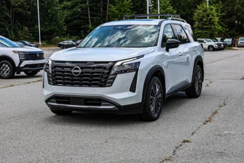 Another view of 2026 Nissan Pathfinder SL for sale in Newnan, GA at ALM Nissan Newnan