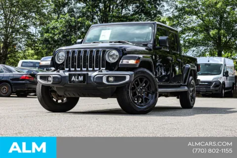 Photos of 2023 Jeep Gladiator Overland for sale in Newnan, GA at ALM Nissan Newnan