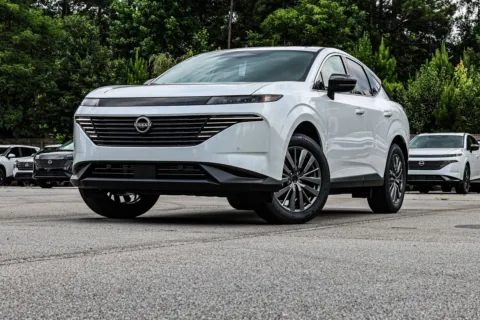 Photos of 2026 Nissan Murano SL for sale in Newnan, GA at ALM Nissan Newnan