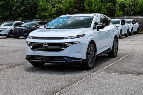 Another view of 2026 Nissan Murano Platinum for sale in Newnan, GA at ALM Nissan Newnan