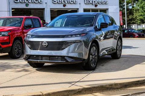 Another view of 2026 Nissan Murano Platinum for sale in Newnan, GA at ALM Nissan Newnan