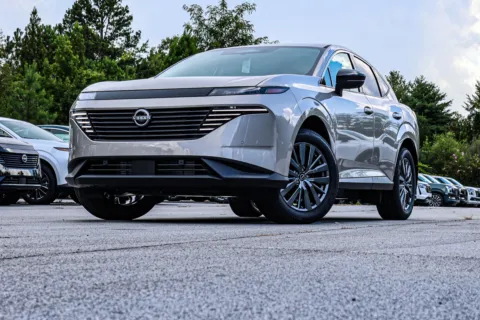 Photos of 2026 Nissan Murano SL for sale in Newnan, GA at ALM Nissan Newnan