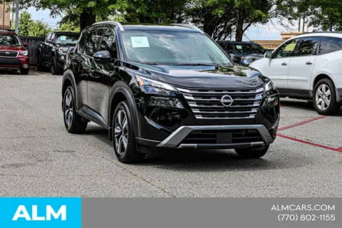More photos of 2025 Nissan Rogue SL at ALM Nissan Newnan, GA