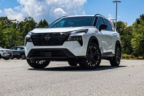 Photos of 2026 Nissan Rogue Dark Armor for sale in Newnan, GA at ALM Nissan Newnan