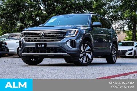Photos of 2025 Volkswagen Atlas 2.0T SE w/Technology for sale in Newnan, GA at ALM Nissan Newnan