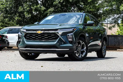 Photos of 2025 Chevrolet Trax LT for sale in Newnan, GA at ALM Nissan Newnan