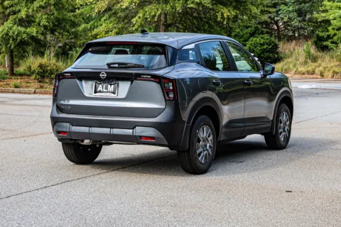 More photos of 2027 Nissan Kicks S w/ Lifetime Powertrain Warranty at ALM Nissan Newnan, GA