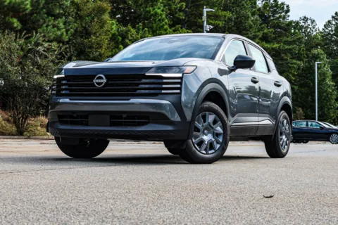 Photos of 2027 Nissan Kicks S w/ Lifetime Powertrain Warranty for sale in Newnan, GA at ALM Nissan Newnan