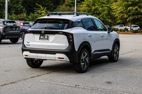 More photos of 2027 Nissan Kicks SV w/ Lifetime Powertrain Warranty at ALM Nissan Newnan, GA