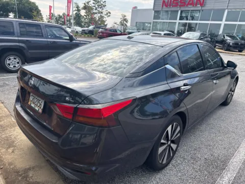 More photos of 2019 Nissan Altima 2.5 SL - CALL 770-254-3800 at ALM Nissan Newnan, GA