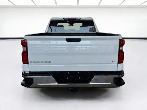 More photos of 2023 Chevrolet Silverado 1500 LT at STG Auto Group of Dallas, TX