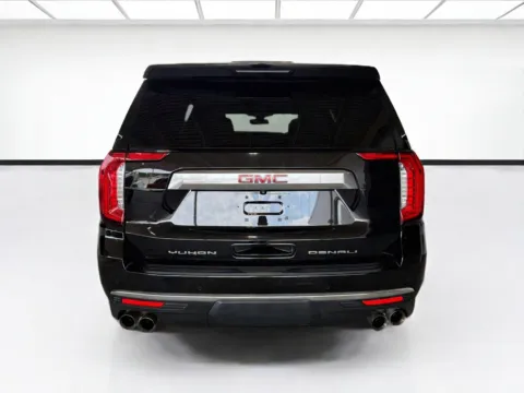 More photos of 2022 GMC Yukon XL Denali at STG Auto Group of Dallas, TX