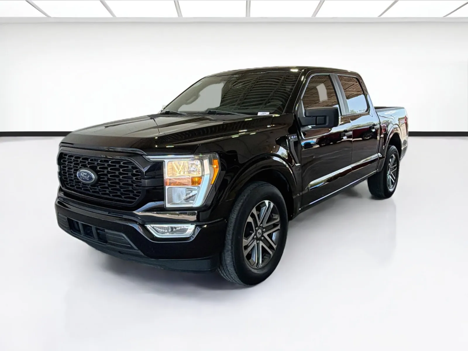 Black 2022 Ford F-150 XL for sale in Dallas, TX