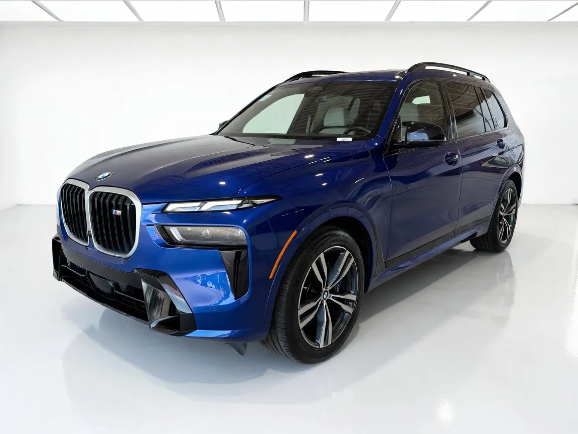 Blue 2024 BMW X7 M60i for sale in Dallas, TX