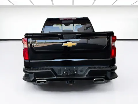 More photos of 2023 Chevrolet Silverado 1500 High Country at STG Auto Group of Dallas, TX
