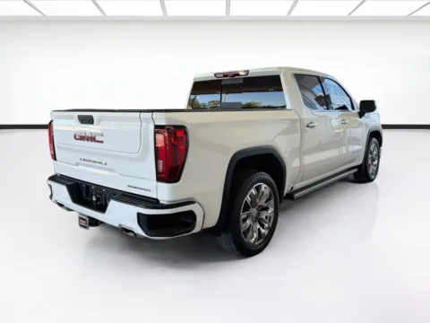 More photos of 2023 GMC Sierra 1500 Denali at STG Auto Group of Dallas, TX