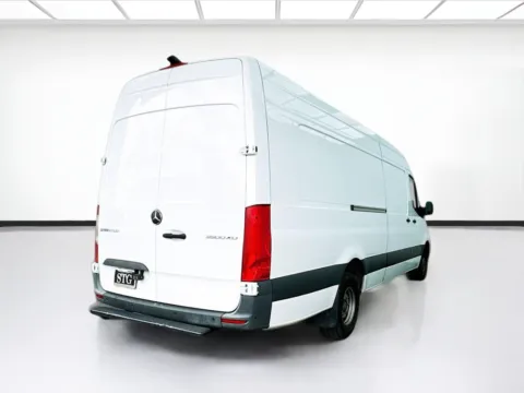 More photos of 2021 Mercedes-Benz Sprinter Cargo Van at STG Auto Group of Dallas, TX