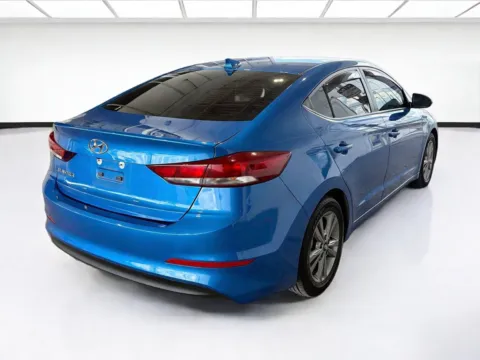 More photos of 2018 Hyundai Elantra SEL at STG Auto Group of Dallas, TX