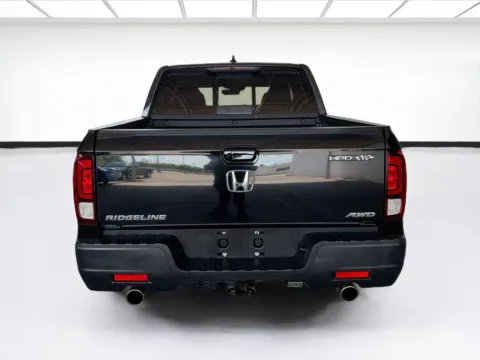 More photos of 2023 Honda Ridgeline RTL at STG Auto Group of Dallas, TX