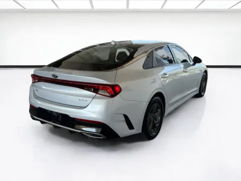 More photos of 2021 Kia K5 LXS at STG Auto Group of Dallas, TX