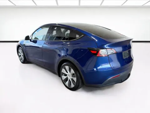 More photos of 2023 Tesla Model Y Long Range at STG Auto Group of Dallas, TX