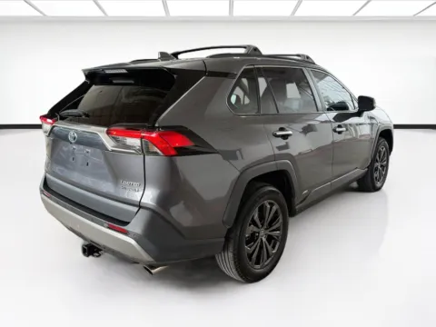 More photos of 2022 Toyota RAV4 Hybrid Limited at STG Auto Group of Dallas, TX