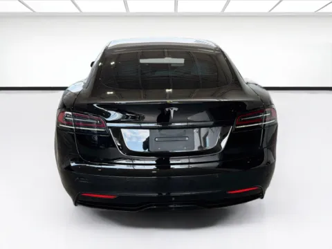 More photos of 2022 Tesla Model S Long Range at STG Auto Group of Dallas, TX