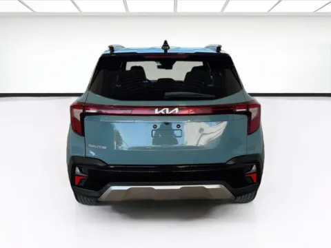 More photos of 2024 Kia Seltos S at STG Auto Group of Dallas, TX