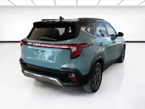 More photos of 2024 Kia Seltos S at STG Auto Group of Dallas, TX