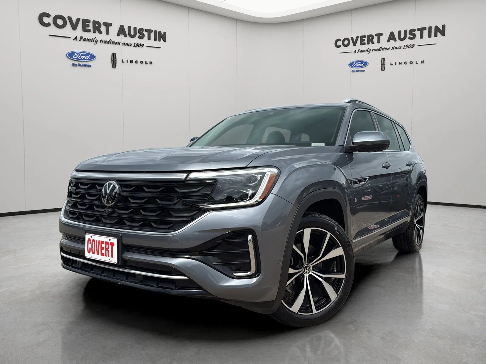 Gray 2024 Volkswagen Atlas 2.0T SEL Premium R-Line for sale in Austin, TX