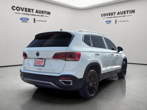 More photos of 2022 Volkswagen Taos 1.5T SEL at Covert Ford, TX