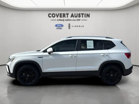 Photos of 2022 Volkswagen Taos 1.5T SEL for sale in Austin, TX at Covert Ford