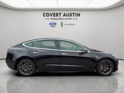 More photos of 2019 Tesla Model 3 Long Range at Covert Ford, TX