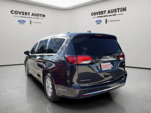 Another view of 2020 Chrysler Pacifica Touring L for sale in Austin, TX at Covert Ford