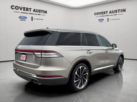 More photos of 2021 Lincoln Aviator Reserve at Covert Ford, TX