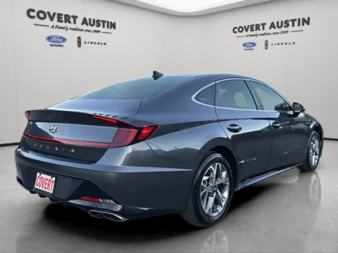 More photos of 2023 Hyundai Sonata SEL at Covert Ford, TX