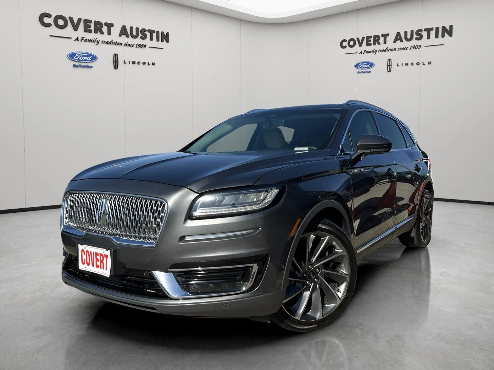 Gray 2020 Lincoln Nautilus Reserve for sale in Austin, TX