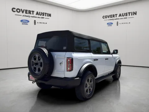 More photos of 2023 Ford Bronco Big Bend at Covert Ford, TX