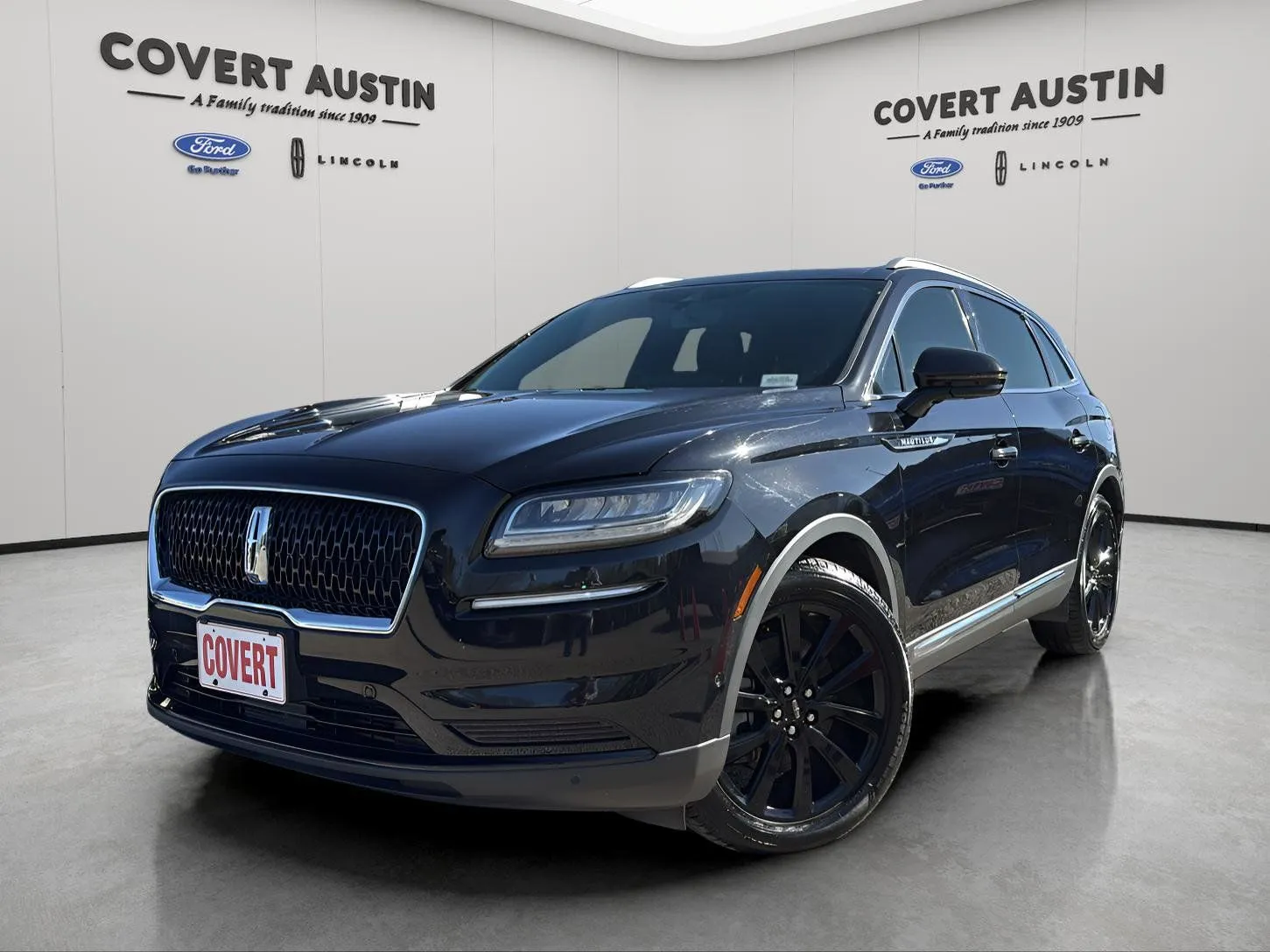 Black 2022 Lincoln Nautilus Reserve for sale in Austin, TX