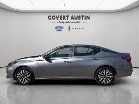 Photos of 2024 Nissan Altima 2.5 SV for sale in Austin, TX at Covert Ford
