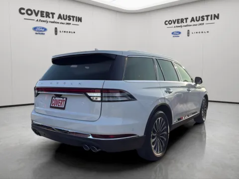 More photos of 2023 Lincoln Aviator Reserve at Covert Ford, TX