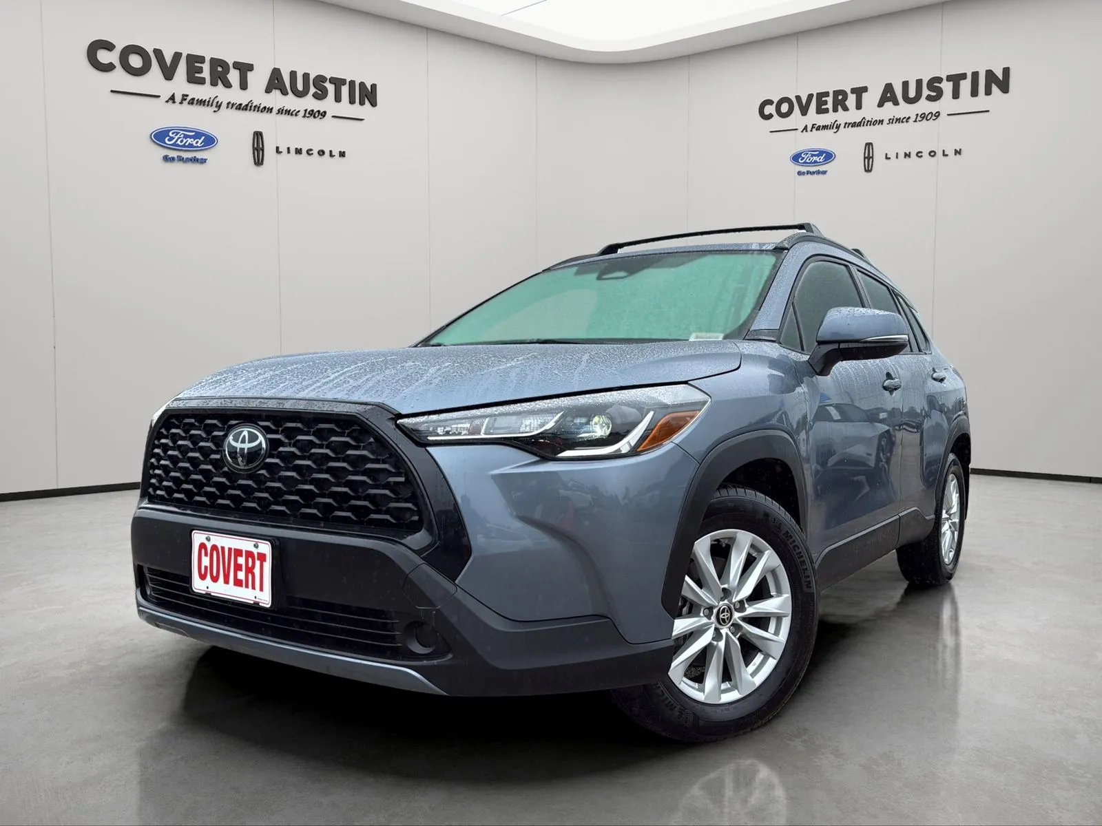 Gray 2024 Toyota Corolla Cross LE for sale in Austin, TX