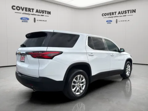 More photos of 2022 Chevrolet Traverse LS at Covert Ford, TX