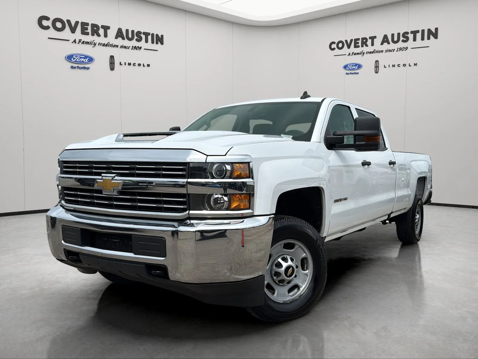 White 2018 Chevrolet Silverado 2500HD Work Truck for sale in Austin, TX