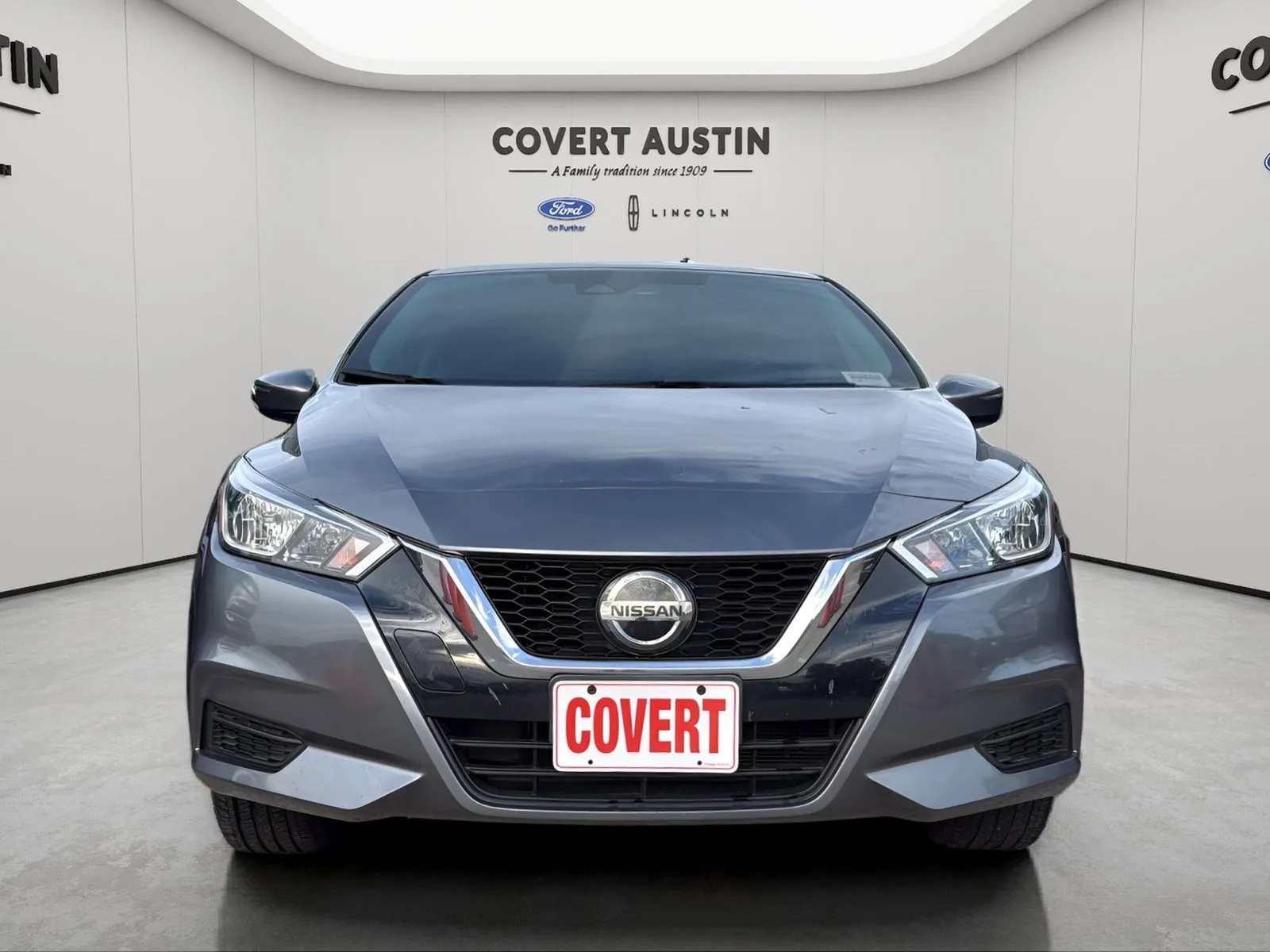 Gray 2021 Nissan Versa 1.6 SV for sale in Austin, TX